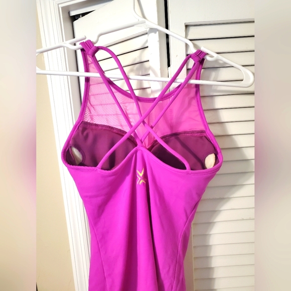 Workout Tank - Picture 2 of 4